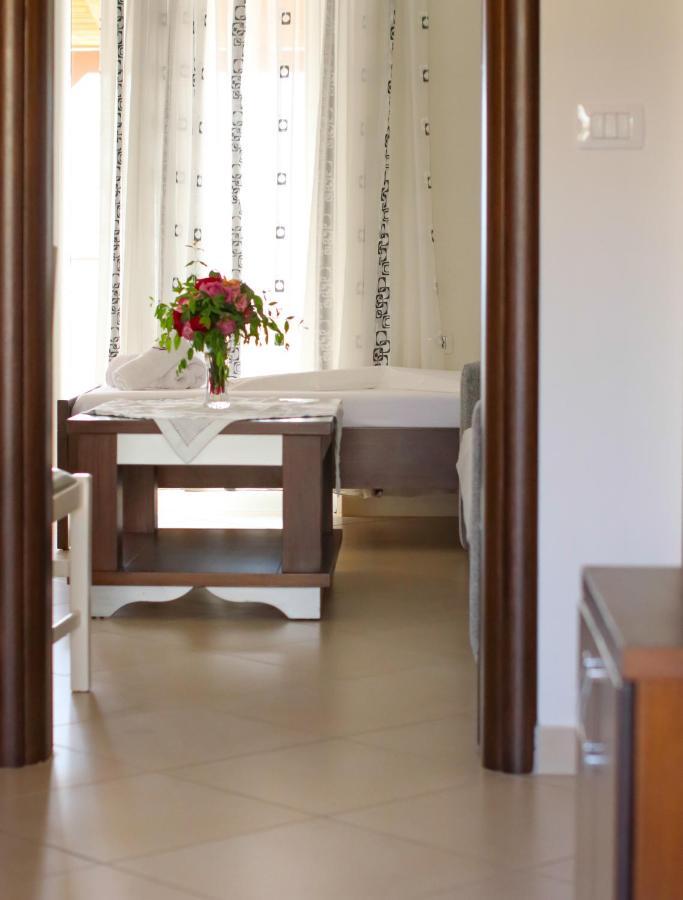 Apartments Vila Roboci Sarandë 外观 照片