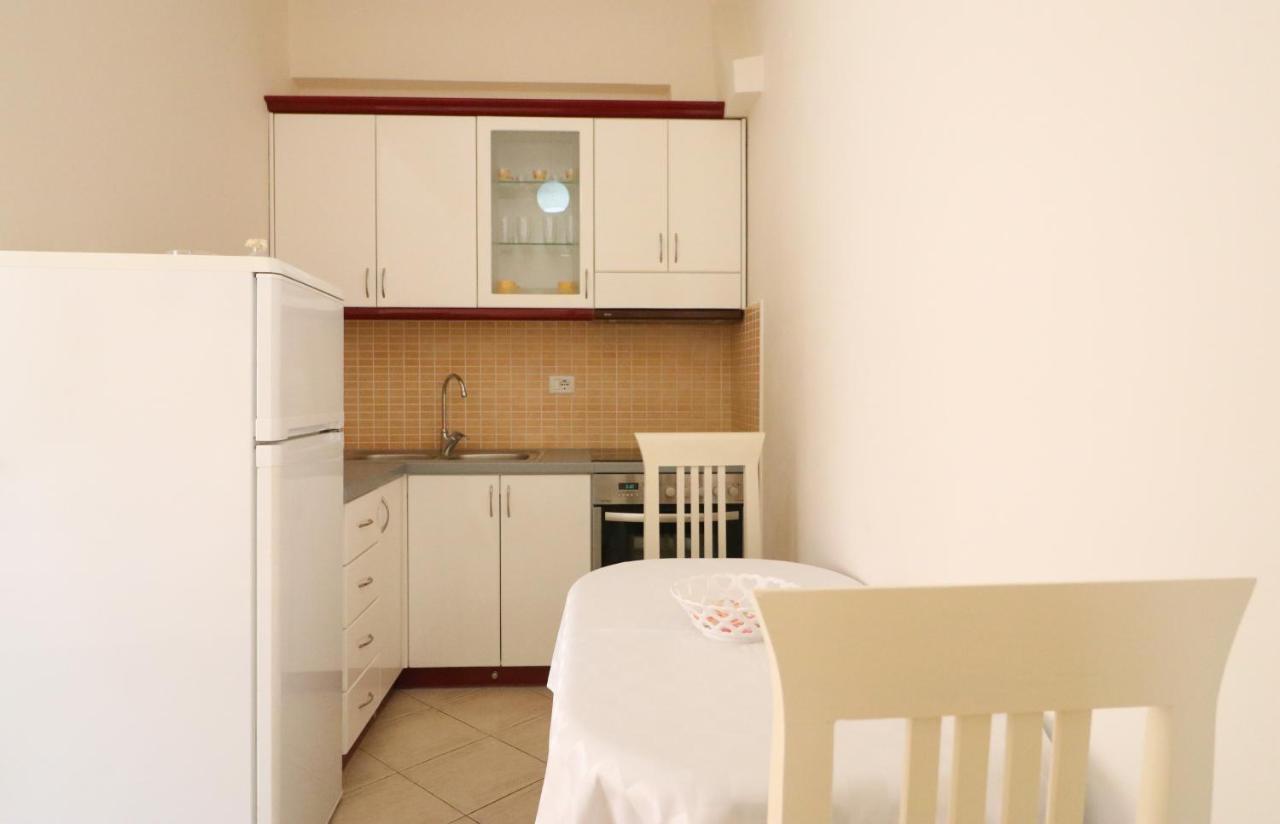 Apartments Vila Roboci Sarandë 外观 照片
