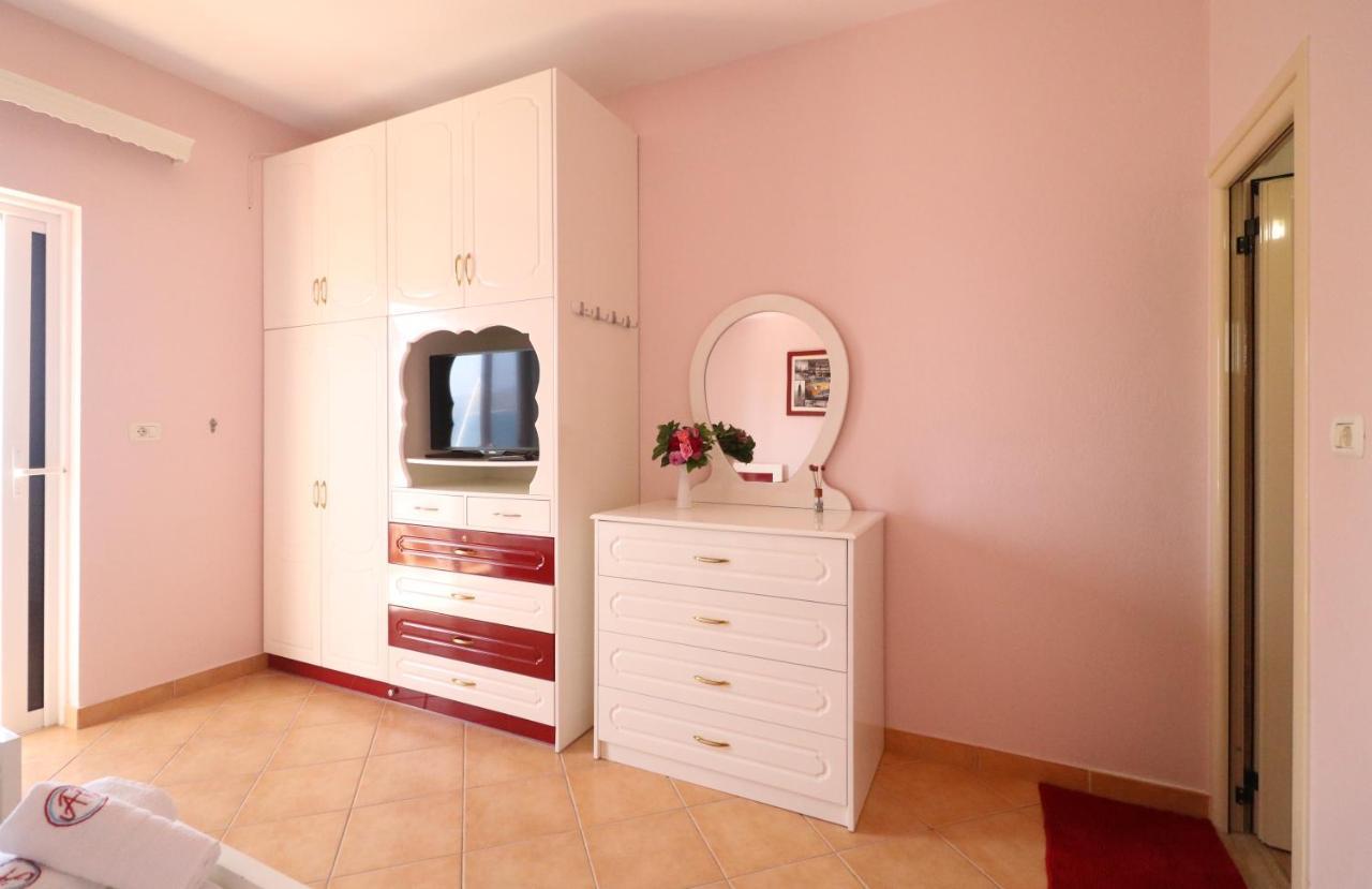 Apartments Vila Roboci Sarandë 外观 照片