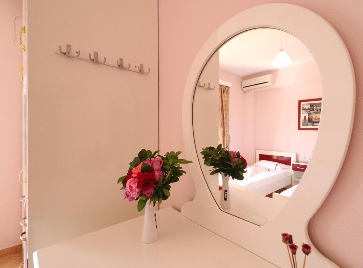 Apartments Vila Roboci Sarandë 外观 照片
