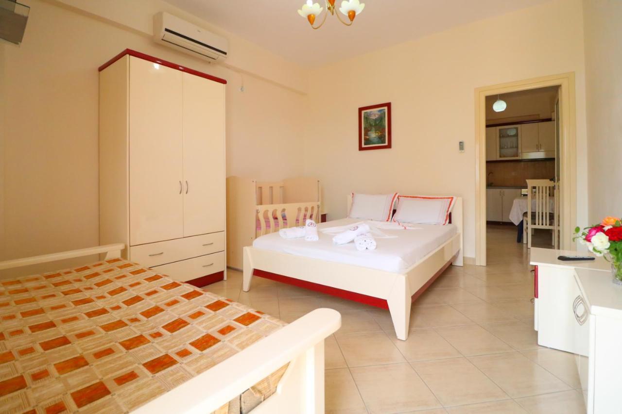 Apartments Vila Roboci Sarandë 外观 照片