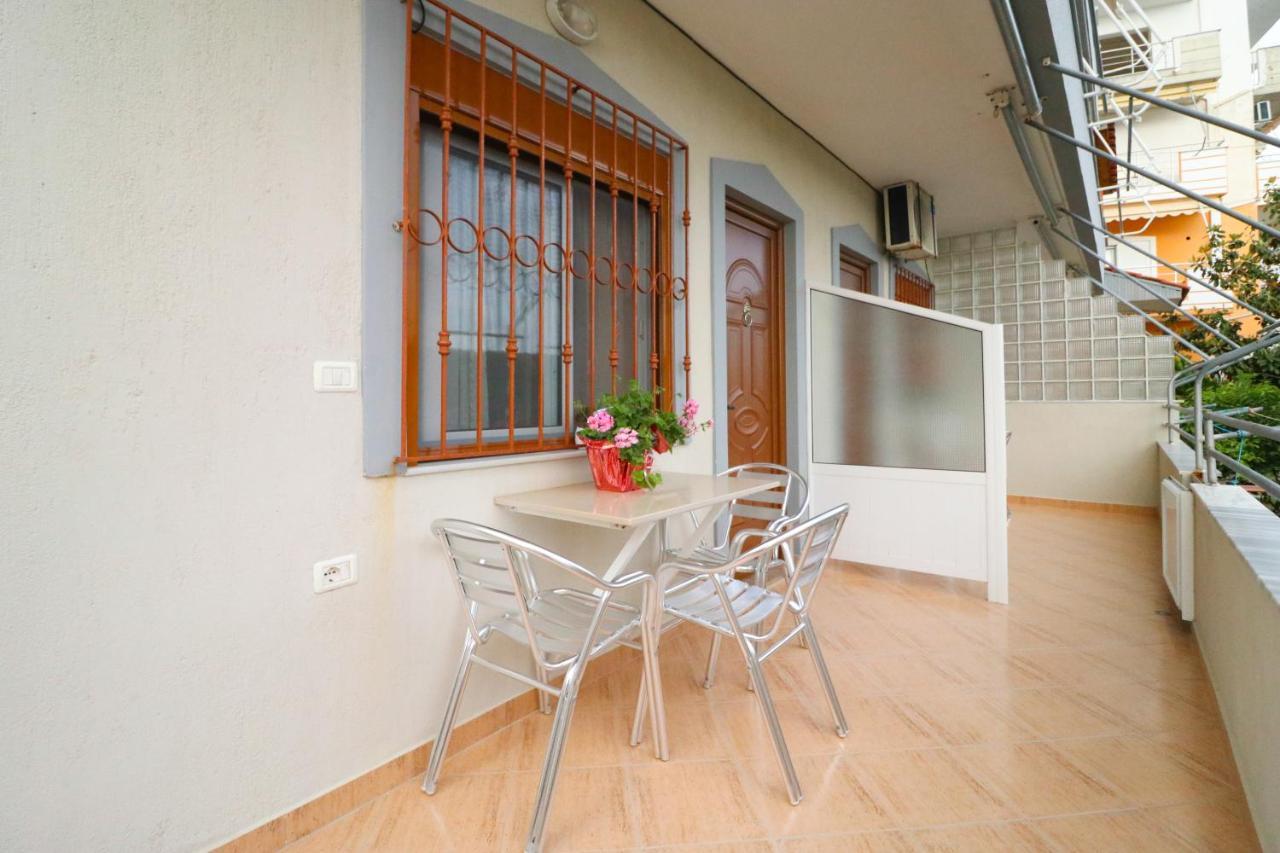 Apartments Vila Roboci Sarandë 外观 照片
